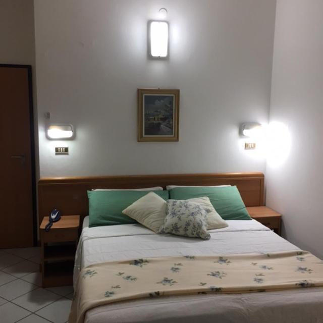 Hotel Venezia San Mauro Mare ภายนอก รูปภาพ