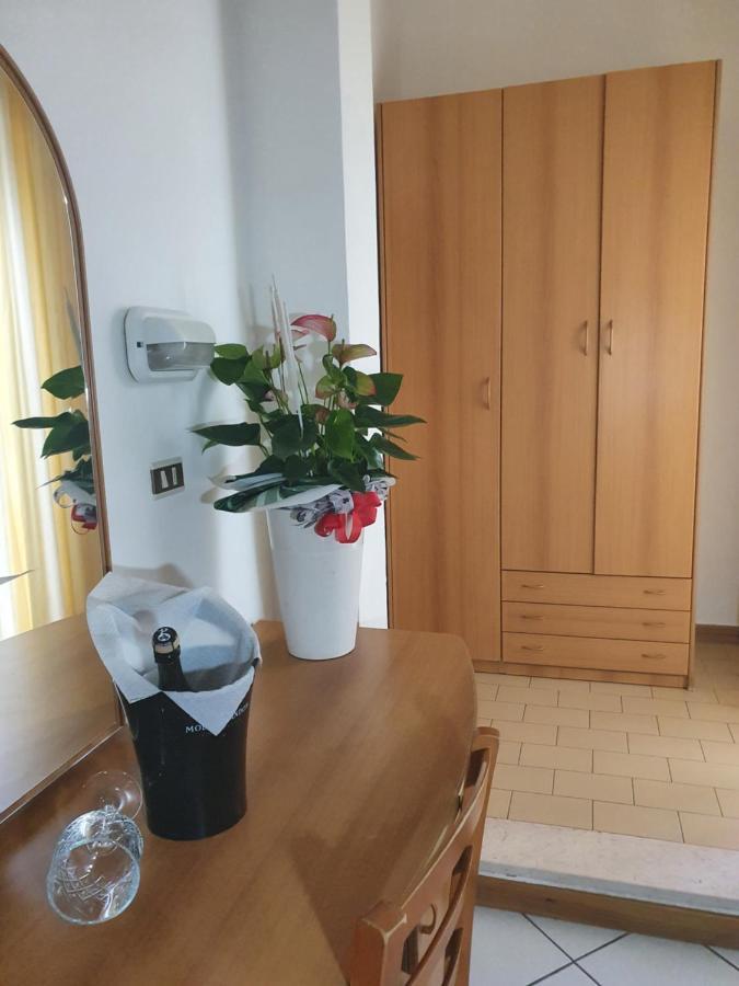 Hotel Venezia San Mauro Mare ห้อง รูปภาพ