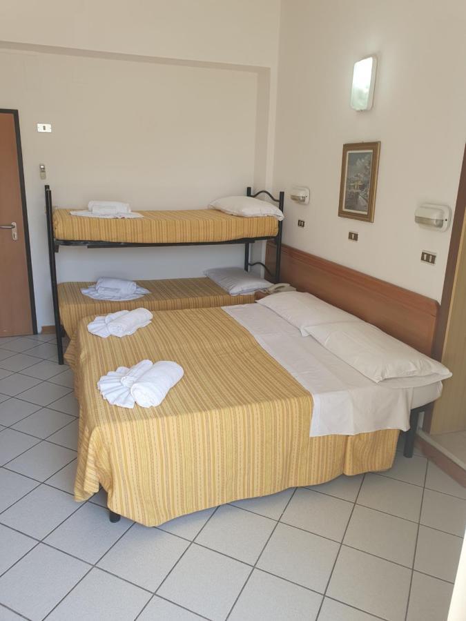 Hotel Venezia San Mauro Mare ห้อง รูปภาพ
